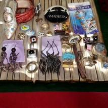 Beautiful huge mixed vintage jewelry lot - £29.72 GBP