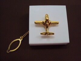 NECK TIE PIN MILITARY AIRPLANE FROM ROYAL THAI AIR FORCE MUSEUM - $14.35