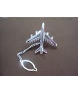 NECK TIE PIN MILITARY AIRPLANE FROM ROYAL THAI AIR FORCE MUSEUM - $20.00 CAD