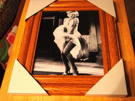 Marilyn Monroe 11X13 Mdf Framed Picture #3 ( Wood Color Frame ) - £24.10 GBP