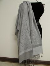 Exquisite Pashmina And Silk Scarf, Shawl Tone On Tone Gray - $42.00