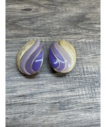 Vintage Purple Cream Gold Tone Enamel Dangle Drop Clip On Earrings KG JD - $27.06 CAD