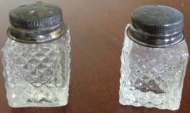 Cute Set of Miniature Pressed Glass Salt &amp; Pepper Shakers – VGC – INDIVI... - £15.57 GBP