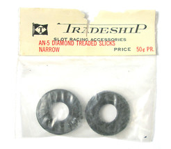 1pr 1960s Tradeship 1/24 1/32 Slot Car Diamond Treaded Slick Narrow Tires AN-5 ! - £3.93 GBP