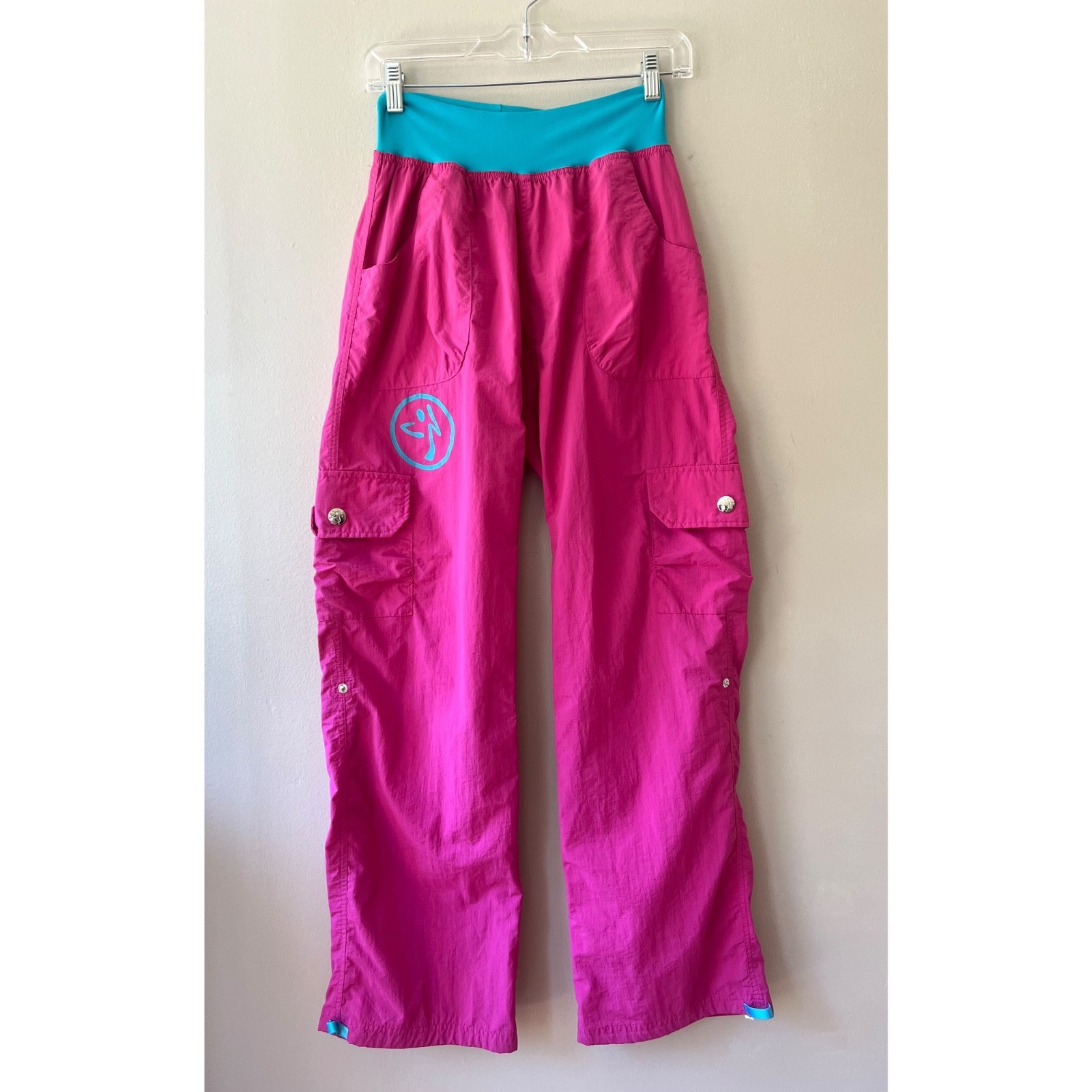 Zumba Sz M Cargo Fitness Y2K Hot Pink Pockets Pants Elastic Waist Stretch - $26.81