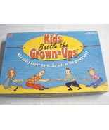 Kids Battle the Grown-Ups Game Complete 2002 University Games - $187.28 MXN