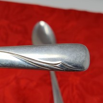 2X Oneida Oceanic Pattern Stainless Steel 2 Vtg Serving Spoons  - $9.98