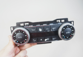 Oem 08-2011 Mercedes W204 C300 C250 AC A/C Heater Climate Control 204900... - $67.00