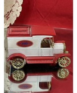 ERTL1:25 REPLICA FORD- 1913 MODEL T VAN - Coin BANK - Our Own - NO BOX - £3.89 GBP