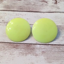 Vintage Clip On Earrings Vibrant But Pale Green 1 &amp; 3/8&quot; - £11.02 GBP