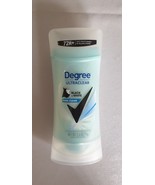 Degree Ultraclear Black+White Pure Clean Antiperspirant Deodorant - (2.6... - $10.53 CAD