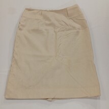 Worth RN#105896 Women's Cream Wool Blend Rear Zipper & Slit Pencil Skirt Size 6 image 9