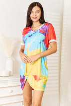 Shiny Tie-Dye V-Neck Twisted Dress - $17.09