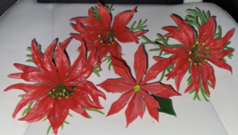 VTG Set of 4 Poinsettias 5&quot; Tall Vase Decoration Christmas Decor Artific... - $242.13 MXN