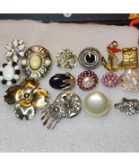 Turn beautiful vintage single clip-on earrings into exquisitely lovely p… - €27,51 EUR