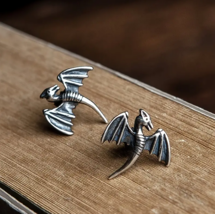 Chinese Dragon Stud Earrings - £6.79 GBP