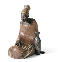 Lladro 01012473 African Woman Figurine New - £376.58 GBP
