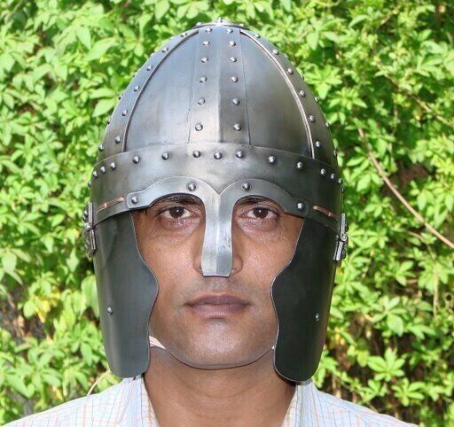 16 gauge MEDIEVAL VISOR BARBUTA preowned leather armor knight helmet