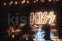 KISS LOVE GUN / ALIVE II &#39;77 &#39;78 Custom 24 x 36 Show Poster Concert Memo... - £34.81 GBP