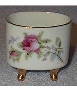 Lefton Roses and Gold Trim Cigarette Holder - $5.95