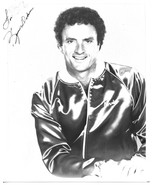 Signed B &amp; W, 8 by 10 Photo-Kevin Dodson-Actor in Kojak, Knots Landing - $113.57 MXN