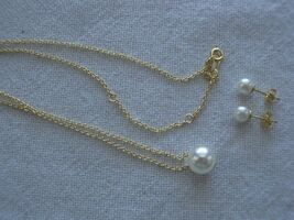 Simulate Pearl Earrings and Necklace #CM2718 - $5.00