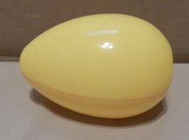 Big Easter Egg 5 1/2&quot; x 3 3/4&quot; Snap Together Yellow Treat Container Med ... - £1.97 GBP