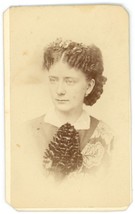 CIRCA 1870&#39;S CDV Beautiful Woman With Flowers In Hair I.W. Merrill Farmington ME - £9.54 GBP