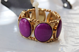Gold Tone With Purple Oval Stones &amp; Beads Stretch Bracelet NEW - £13.57 GBP