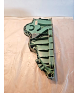 2016 Volvo D13 Diesel Engine Lower Timing Cover 21383315 OEM - $207.07 CAD