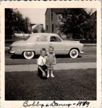 3 BW PHOTO C1940&#39;s Children Men Women Posing Cars Automobiles Chevy Chrysler ? - £15.04 GBP