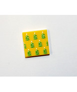 Christmas Package Wrapping Paper Yellow 2X2 Printed Piece Blocks Minifig... - $1.82