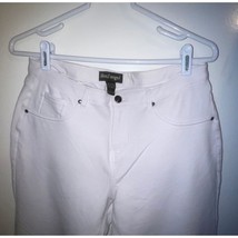 Like An Angel Women&#39;s White Stretch Capri Pants Mid-Rise 5-Pocket Design - £10.10 GBP