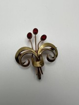 Antique Heavily Worn Gold Red Crystal Flower Brooch - £15.64 GBP
