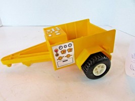 Fisher Price 1983 Construction Trailer Yellow 7.25" 10"L L17 - $4.45