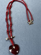 Vintage Tiny Red Bead w Silvertone Arrows &amp; Faceted Heart Pendant Neckla... - $13.09