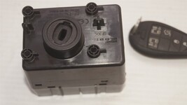 Chrysler Dodge Mopar Wireless Ignition Node Switch W/ Fob P68105736AD image 3