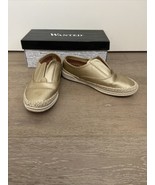 Wanted SHOES Slip On Fashion Sneaker Gold Blend Size 7 - 257854 Good Use... - $418.15 MXN