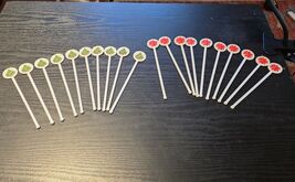 20 VTG Christmas Bar Drink Stir Swizzle Stick Plastic Christmas Tree Poi... - $24.52 CAD