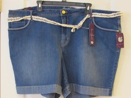 Gloria Vanderbilt Marisa Belted Short Costa Rei Wash  Women&#39;s PLUS Sz 24... - $18.42