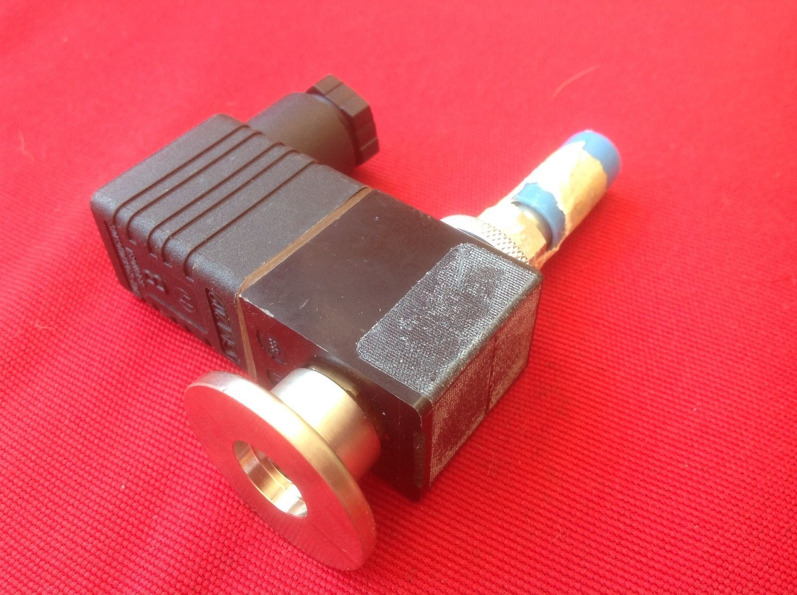 NUR SPANNUNGSLOS BETATIGEN B GM209 SOLENOID COIL NEW  TRANSDUCER LE $129 - $127.72