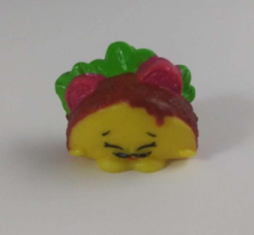 Moose Shopkins Season 3 International Foods Yellow Taco Terrie Rare - $9.89