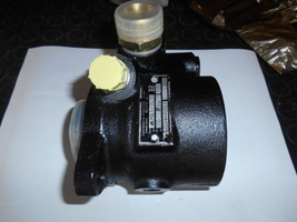 Hydraulic Steering Pump 100 Bar 7673955116 - $310.71 CAD