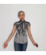Vintage Pussy Bow Silver Grey Blouse Short Sleeves Silk Shirt - €274,86 EUR