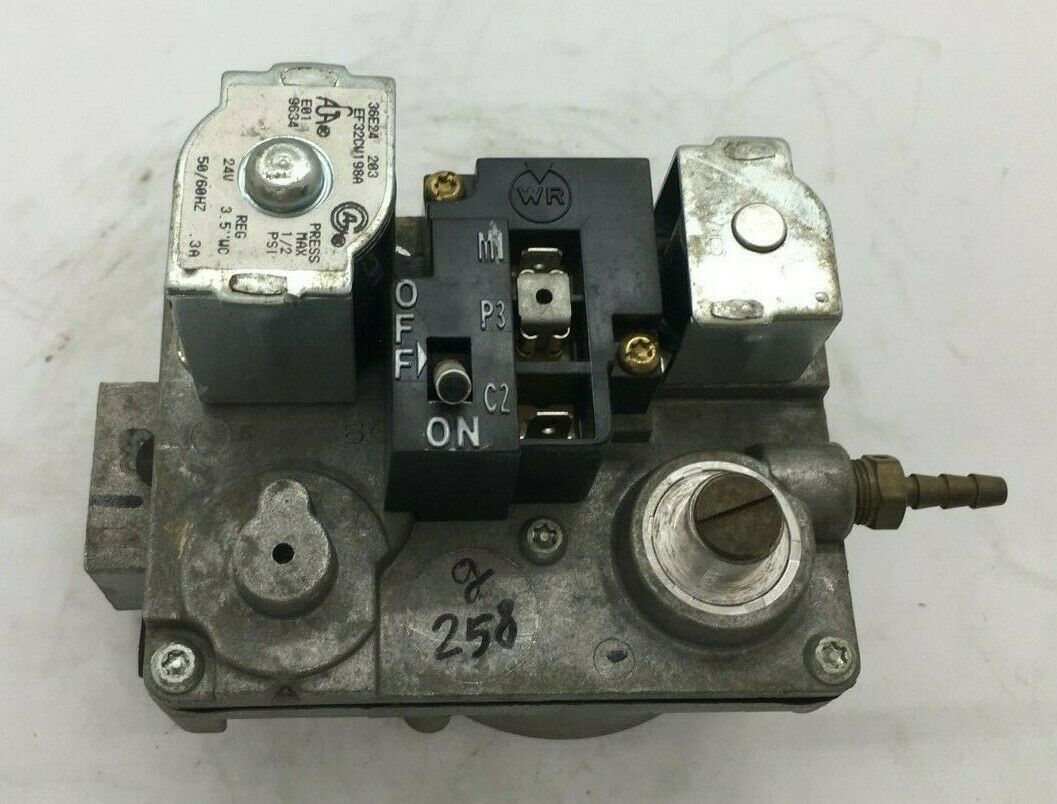 White Rodgers 36E24 203 gas valve Carrier EF32CW198A used  #G258 - $32.73