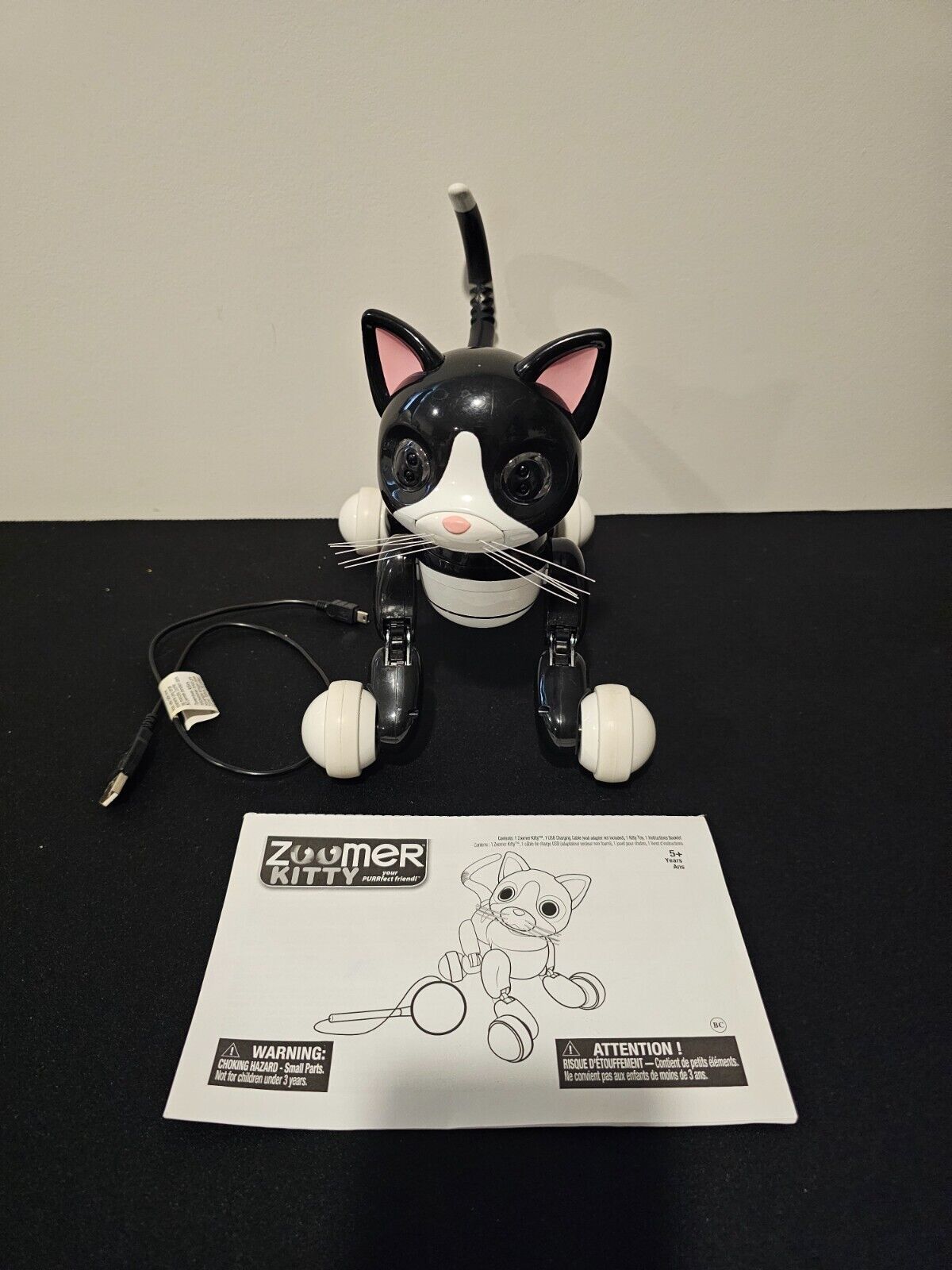 Primary image for Zoomer Kitty Black Tuxedo Robot Cat Interactive Toy w/ Charging Cable & Manual!