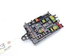 12-18 BMW F30 320I 328I REAR POWER DISTRIBUTION FUSE BOX E2866 image 3