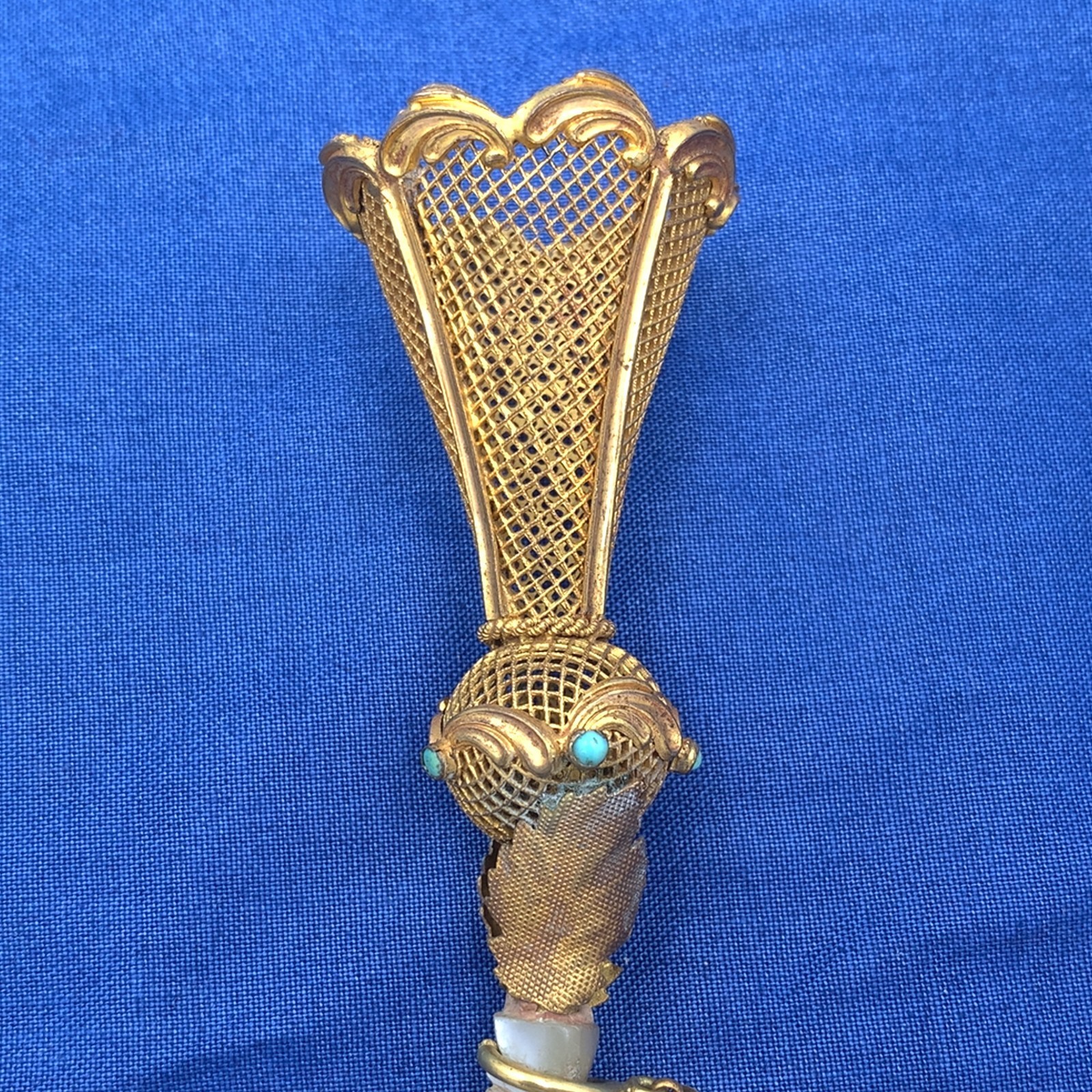 Gilt Tussie Mussie w/ Mesh Cup Mother of Pearl Shell Handle and Turquoise #J7460 Item image 3