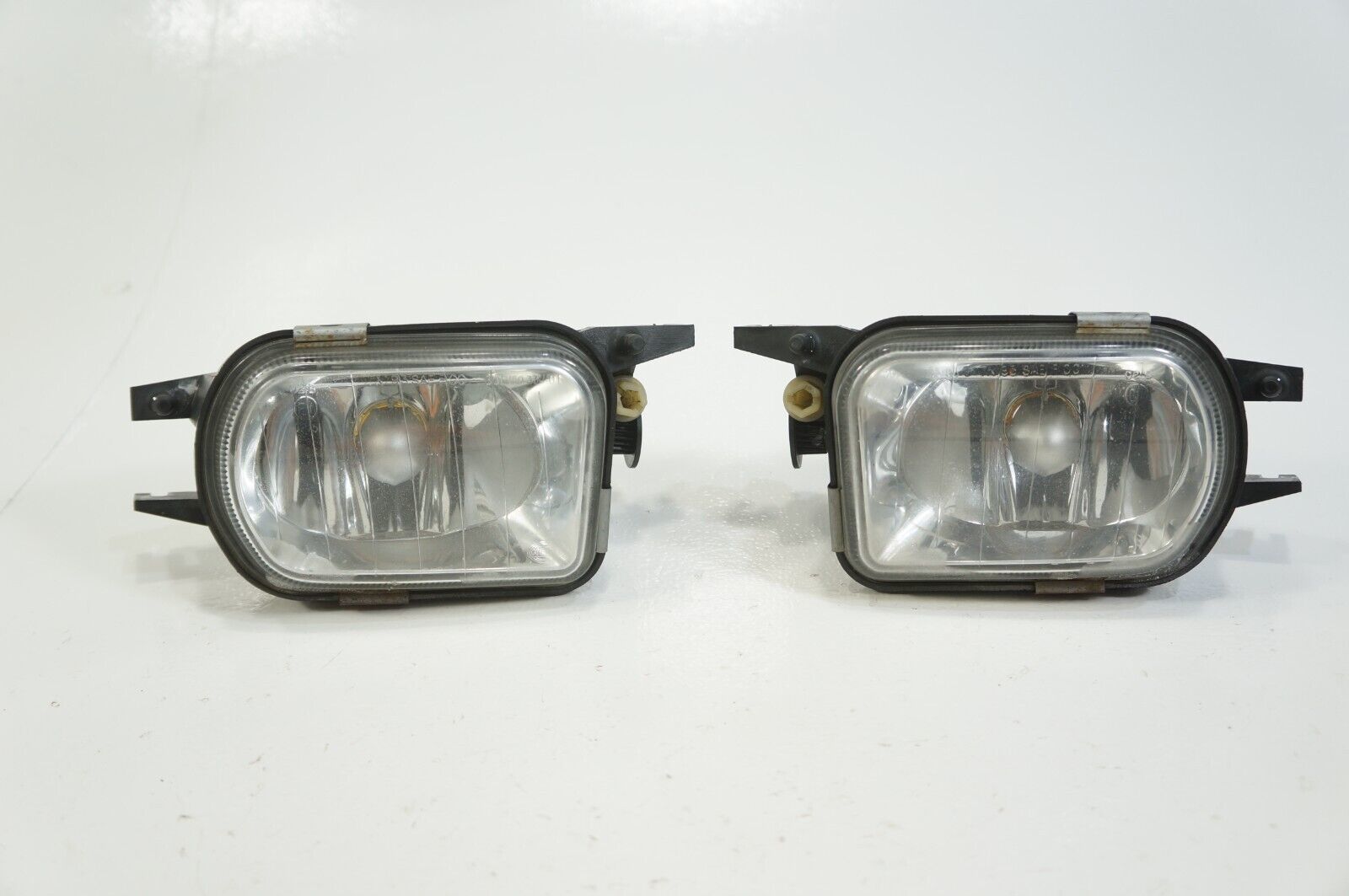 Oem 03-2006 Mercedes R230 SL500 SL600 Right Left Side Fog Light Lamp Set... - $160.00