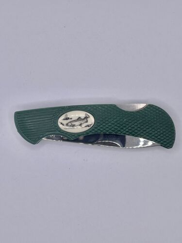 Primary image for Vintage Sabre Deer Scrimshaw 3.25" Stainless Lockback Camo Folding Pocketknife